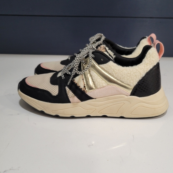 Posh by Poelman Carocel Sherpa Sneakers Size 40 - Picture 4 of 15